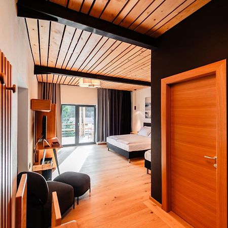 Complexul Turistic Cheile Butii Hotel Cîmpu lui Neag Eksteriør billede