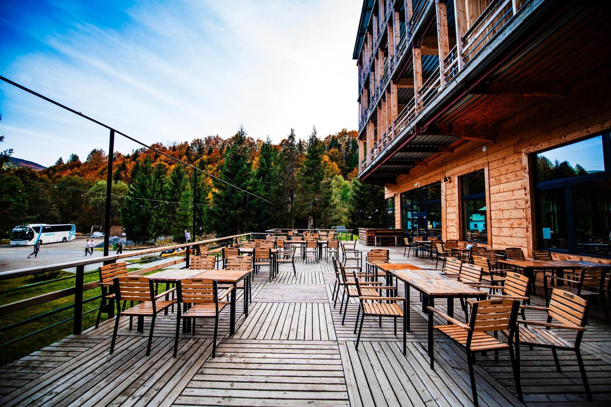 Complexul Turistic Cheile Butii Hotel Cîmpu lui Neag Eksteriør billede